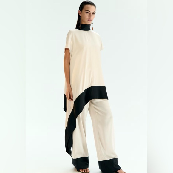 H&M  Cream & Black Asymmetrical Top size small NWT - Picture 2 of 6